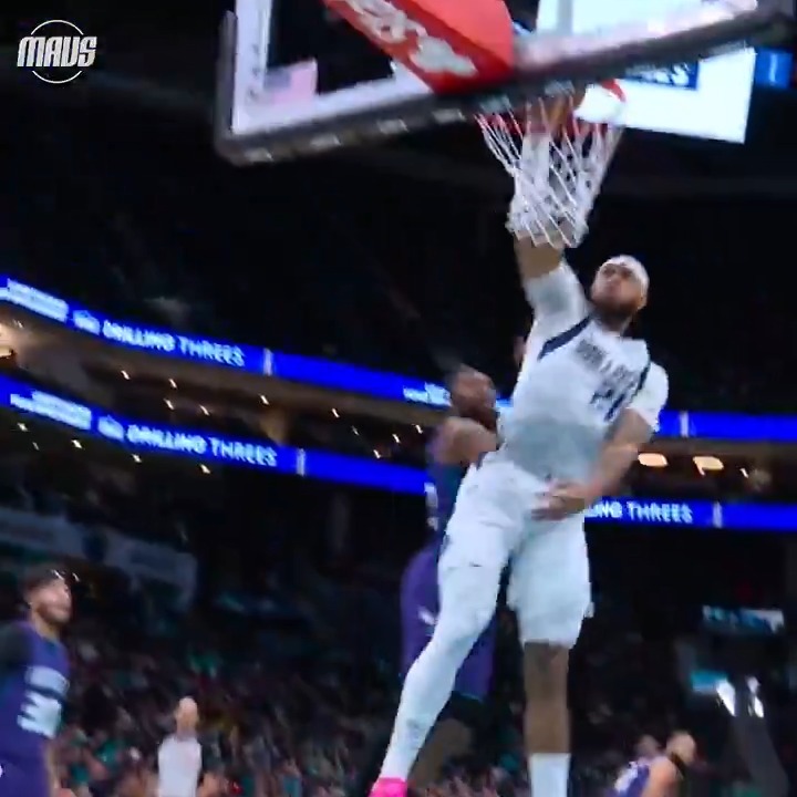 31 points 15 rebounds 7 blocks Big DAN #ProHogs