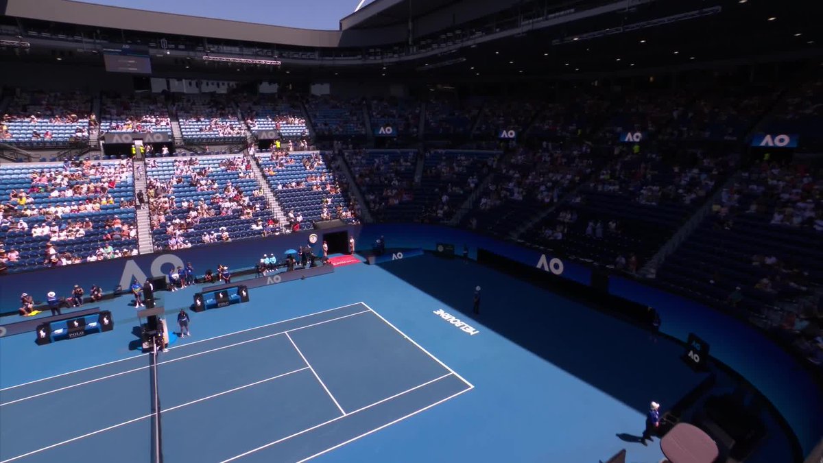 Coco Gauff v Paula Badosa. Rod Laver Arena. WE CANNOT KEEP CALM 🤩🤩 Coco Gauff • Paula Badosa • #AO2025