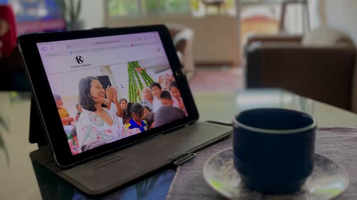 Nuestra lideresa, Keiko Fujimori, te invita a conocer #VocesNaranjas,revista digital hecha para todos los peruanos. Aquí encontrarás información que te conectará con nuestro trabajo y compromiso. ¡Voces Naranjas, revista que une y comunica! Encuéntrala en: