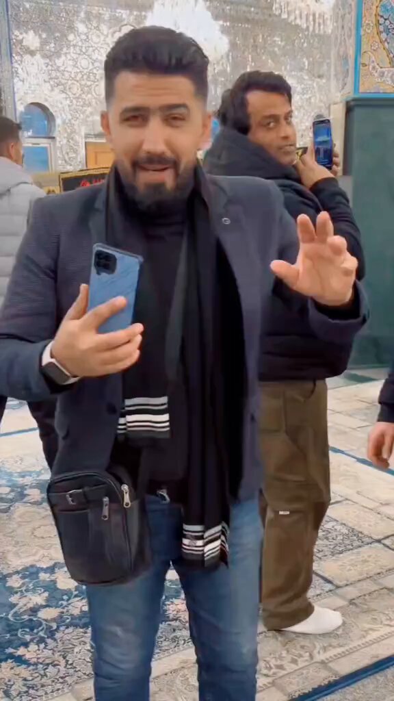 🚨🚨🚨 هل هو تحدي لمشاعر ملايين السنة في سوريا ام انها سياسة والله لا افهم ما يحدث .انت سمحت للمجوس بزيارة مرقد شروكي فهمناها .لكن ترسل هؤلاء القاذورات لتصويرهم ولكي يفهموهم انهم اخوة لنا واننا نحبهم ويحبونا فهذا من سابع احلامك ولك في العراق اسوة . #سوريا