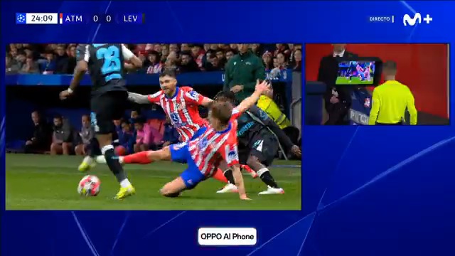 🟥 Roja directa para Pablo Barrios. #UCL #LaCasaDelFútbol