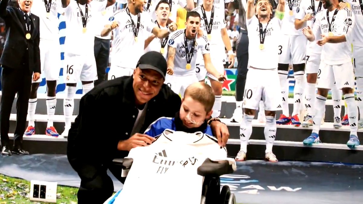 🤍 ¡El sueño cumplido de Lorenzo al conocer a Kylian Mbappé! 🤍