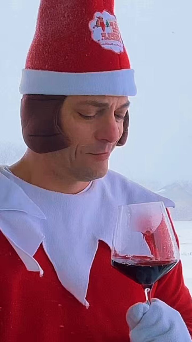 The elf brought the snow!