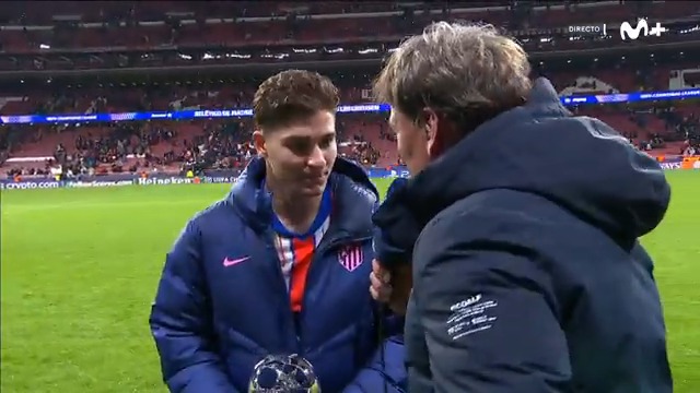 "Me quedo con el primer gol porque fue el que hizo posible que llegara el segundo y nos dio fuerza". 🌟 Julián Álvarez, con Ricardo Sierra. #UCL #LaCasaDelFútbol