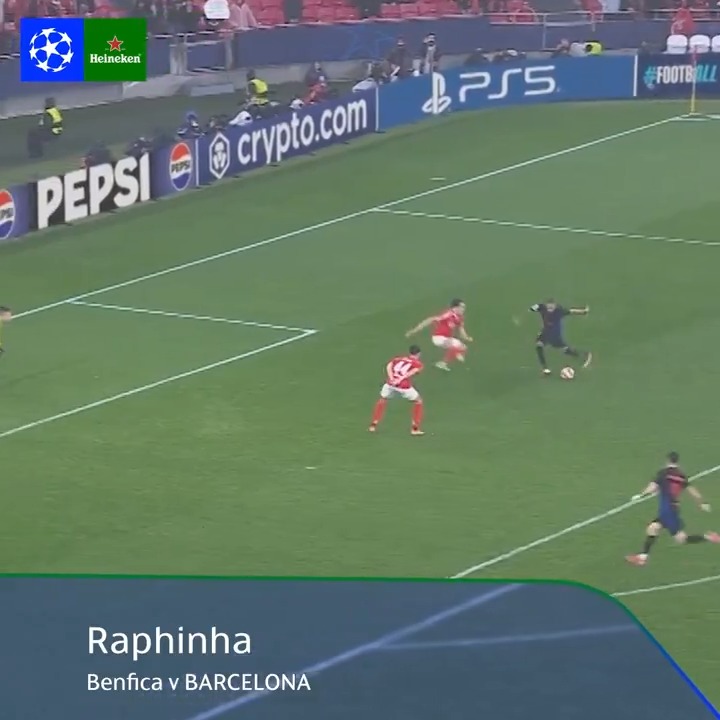 Raphinha's incredible late winner 🤯 Flamingo's thunderous volley 🦩 Heineken | #UCLGOTD