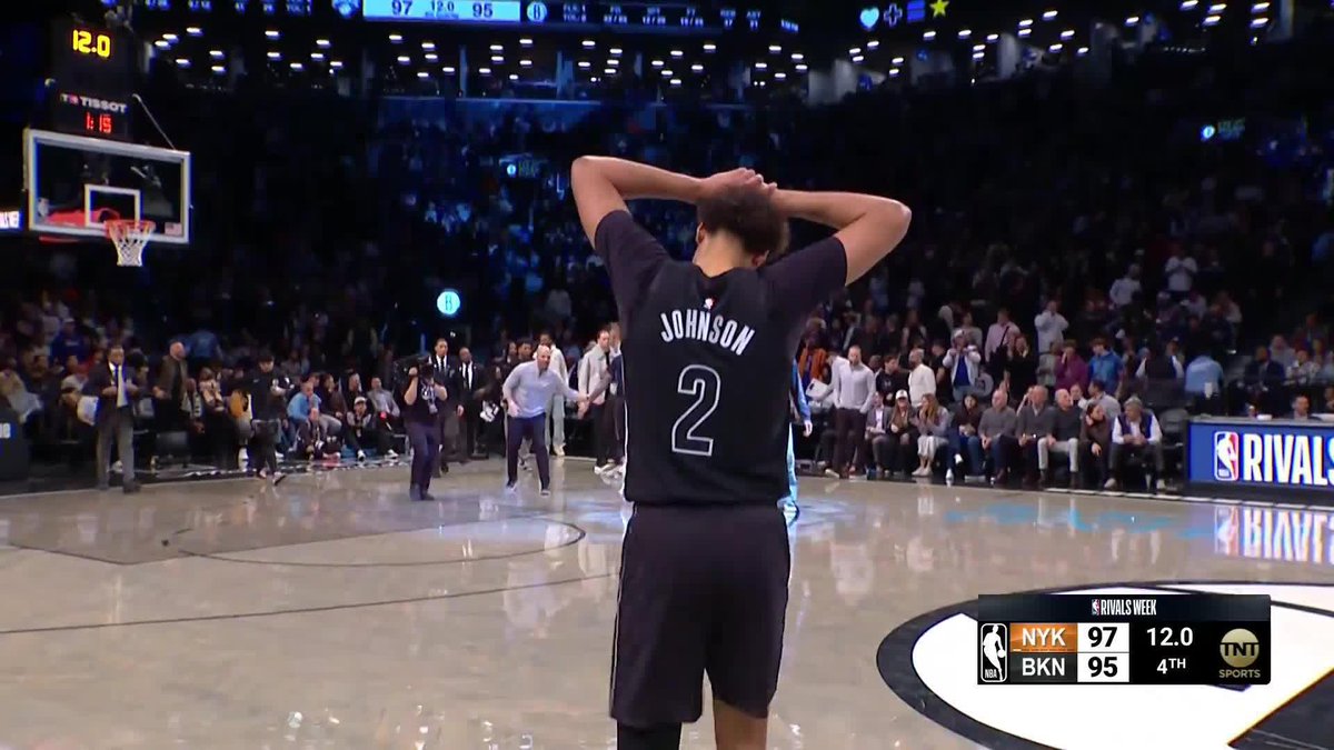 Josh Hart FLIES in to secure the rebound and the Knicks final timeout 😤 12 boards for Hart 💪