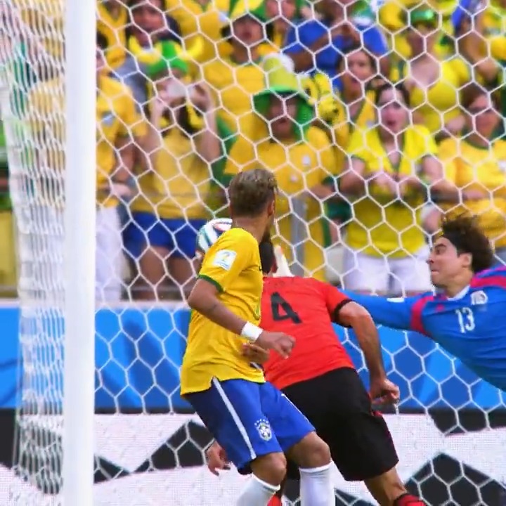 🇧🇷 Neymar 🆚 Guillermo Ochoa 🇲🇽 @MiSeleccionMX | #CopaMundialFIFA