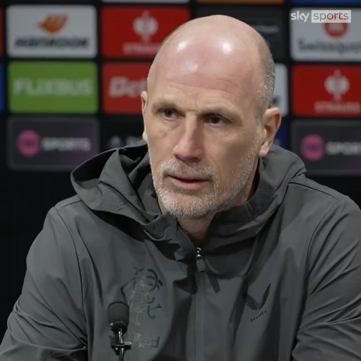 ๐ฃ๏ธ Philippe Clement says Rangers will be without eight players for their trip to Manchester United, but insists his side will not park the bus at Old Trafford โคต๏ธ
