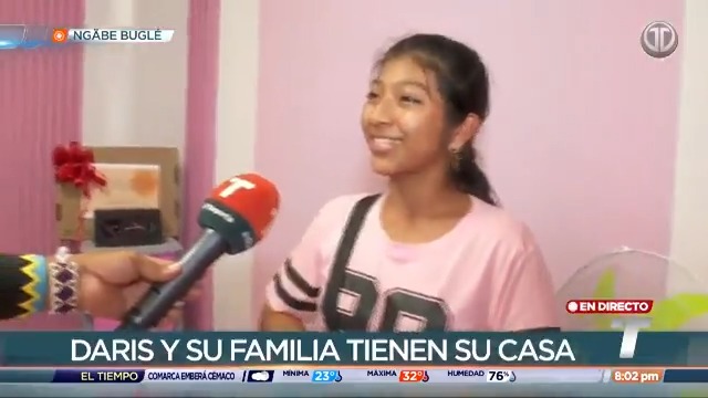 ¡Misión cumplida Panamá! Luego de 10 días del reto Cambiando Vidas Daris Valdés “La Princesa de Cañazas” y su familia recibieron las llaves de su nuevo hogar en la comunidad de Ñurum, comarca Ngäbe Buglé. La residencia de la familia Valdés cuenta con sala, comedor, desayunador, cocina, línea blanca, una habitación para Daris, una para sus hermanitos y para sus padres, paneles solares y un sistema de bombeo solar con dos tanques de reserva.