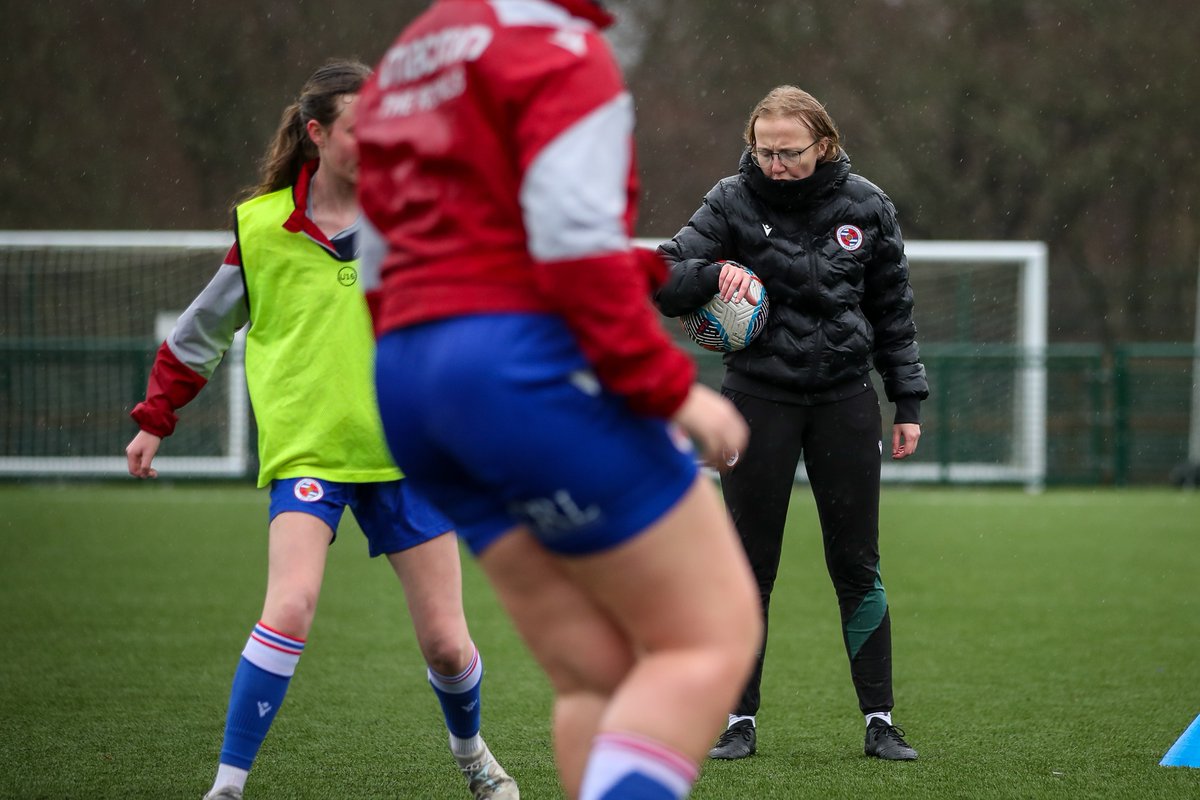 💬 "Doing everything to bridge the gap for girls and women in football." We sat down with Emma Hopkins, our Head of Women's Football, to discuss her journey growing up in sport, stepping into her role, and her vision for the future. 📺 Watch the full interview now on RoyalsTV.