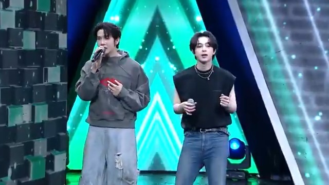 เพลง คิด(แต่ไม่)ถึง (Same Page?) - แม็กกี้ รชต &amp; บาส หัสณัฐ Feat. นักร้องหลังกำแพง #TheWallSong #ร้องข้ามกำแพง #Workpoint23 #bbasjtr #บาสหัสณัฐ #บาสเด็กอ้วนที่แท้จริง #maxky_rp #แม็กกี้บาส #ร้องข้ามกำแพงxแม็กกี้บาส #PoomATLAS