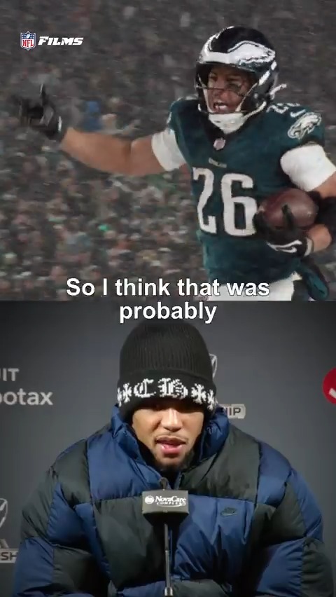 .@Saquon loves him an NFL Films throwback 🙏🎶
