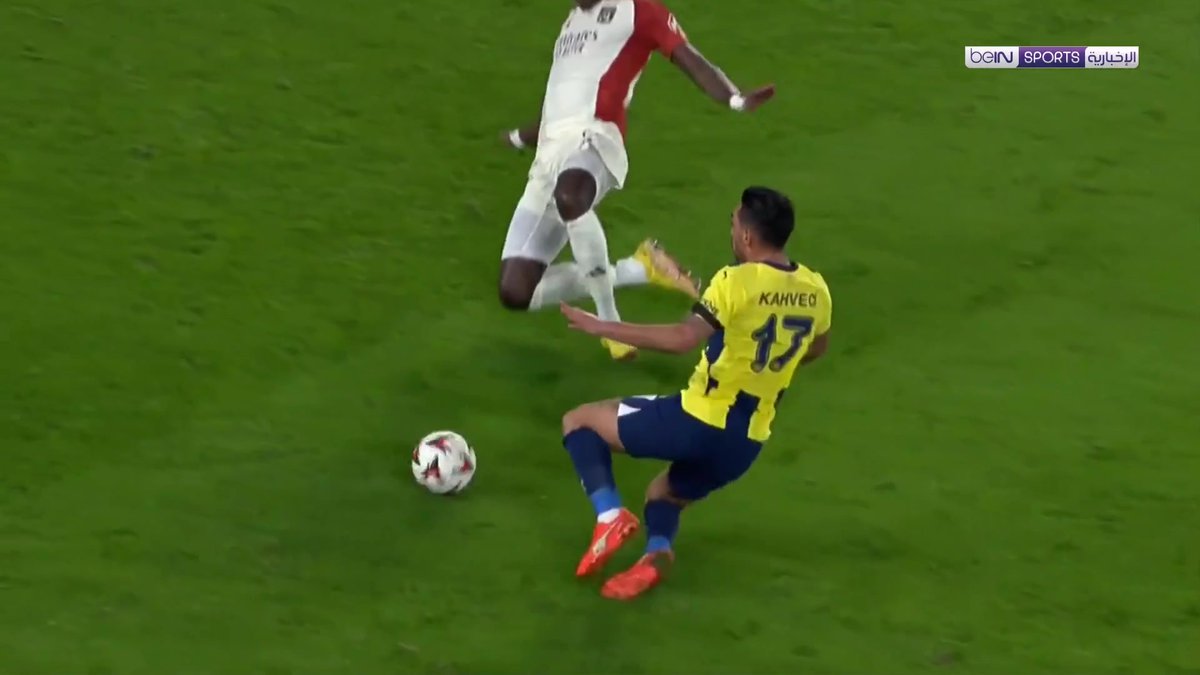 🟣🎥تقرير خاص | التعادل 0 - 0 يحسم القمة الرتكية الفرنسية بين فنربهتشه وضيفه ليون في الدوري الأوروبي 🎙️ تقرير | يوسف آيت الحاج Youssef Ait El HAJ Ali