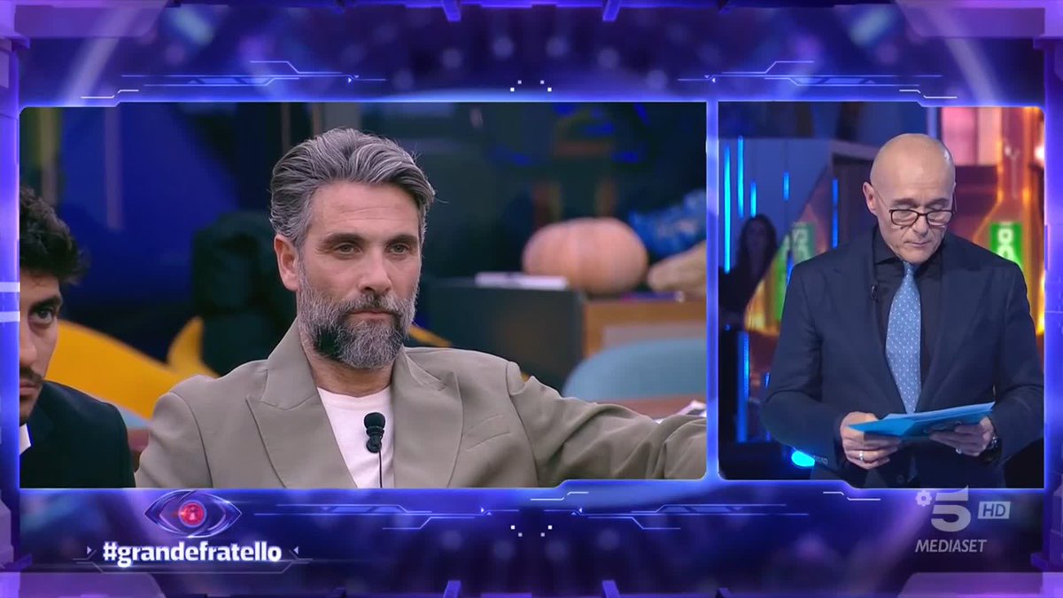 Stiamo per aprire un televoto flash. I quattro più votati guadagneranno, proprio come gli ex che stanno per rientrare nella Casa, una vera e propria seconda vita, cioè la possibilità di tornare in gioco quando saranno eliminati #GrandeFratello
