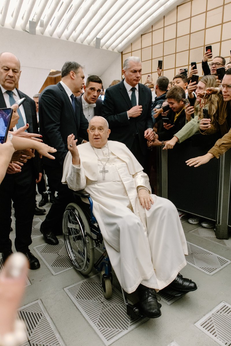 On a recent tour of Italy, the Notre Dame Magnificat Choir captured the attention of Apostolica Sedes Vacans following a Papal Audience in the Paul VI Audience Hall. When he learned they were a choir, the Pope asked the students to sing and they responded with the Notre Dame Alma Mater.