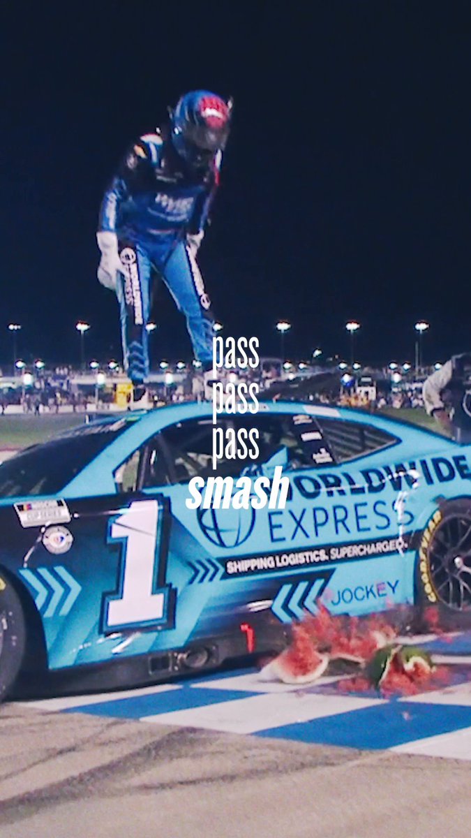 Before the smashing, there's a whole lot of passing. ๐๐ Ross Chastain | Trackhouse Racing