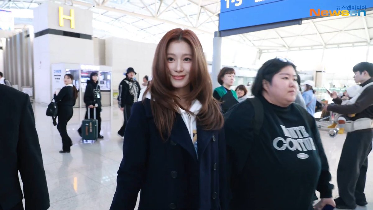 Sana heading to Australia today for Ralph Lauren event.