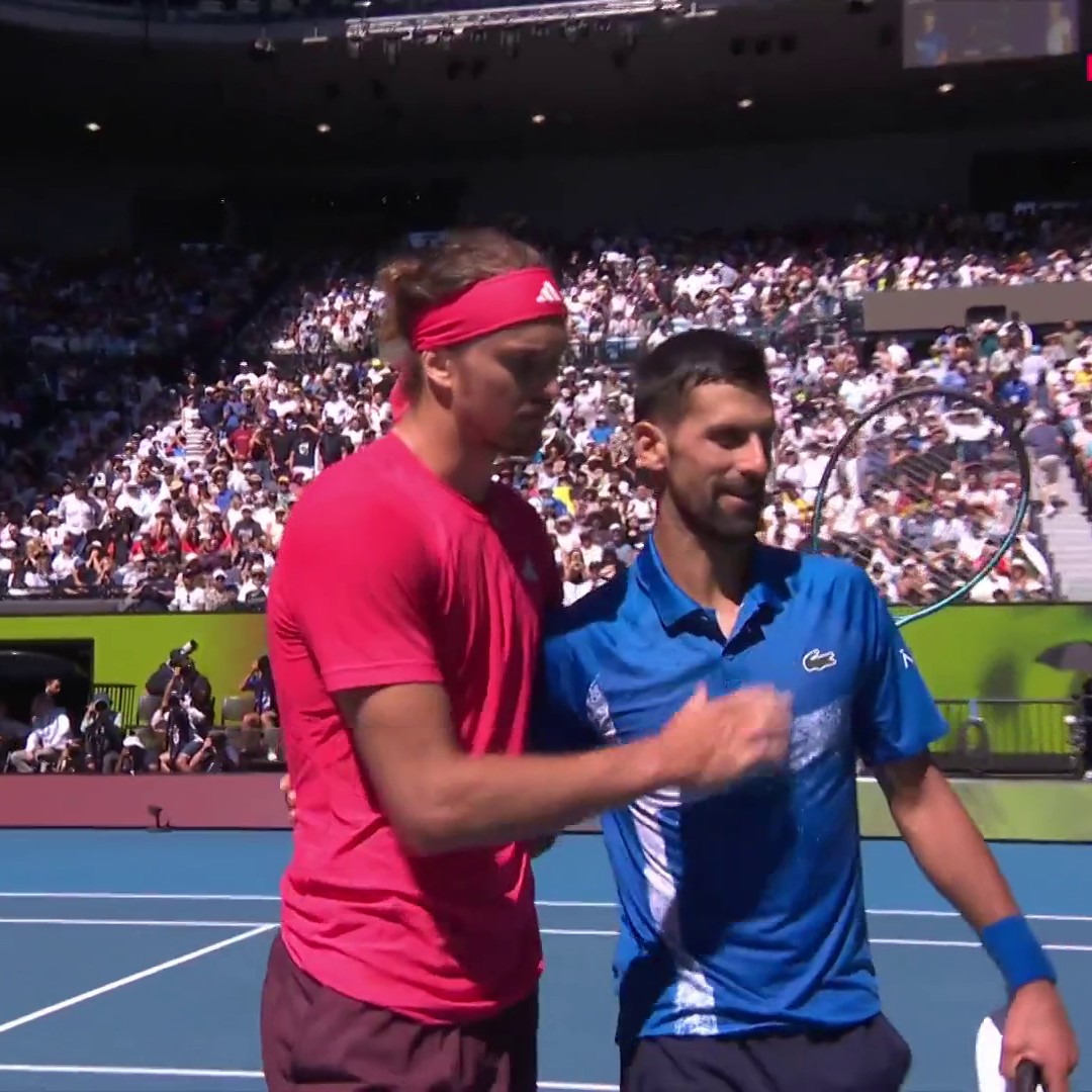 Se hace el silencio en la Rod Laver Arena ¡¡DJOKOVIC SE RETIRA TRAS PERDER EL PRIMER SET ANTE ZVEREV!! #AusOpen #AO2025