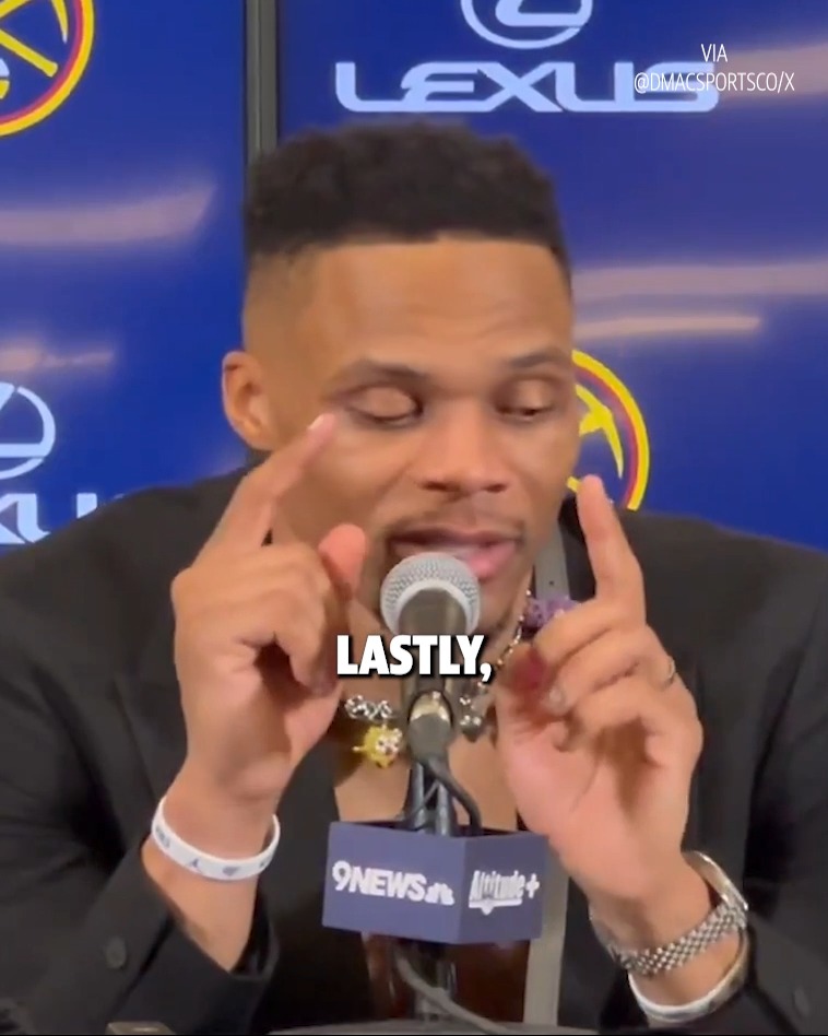 "They did a great job on my nails." Russ gave a shoutout to his daughters for painting his nails 💅 (via Darren McKee)