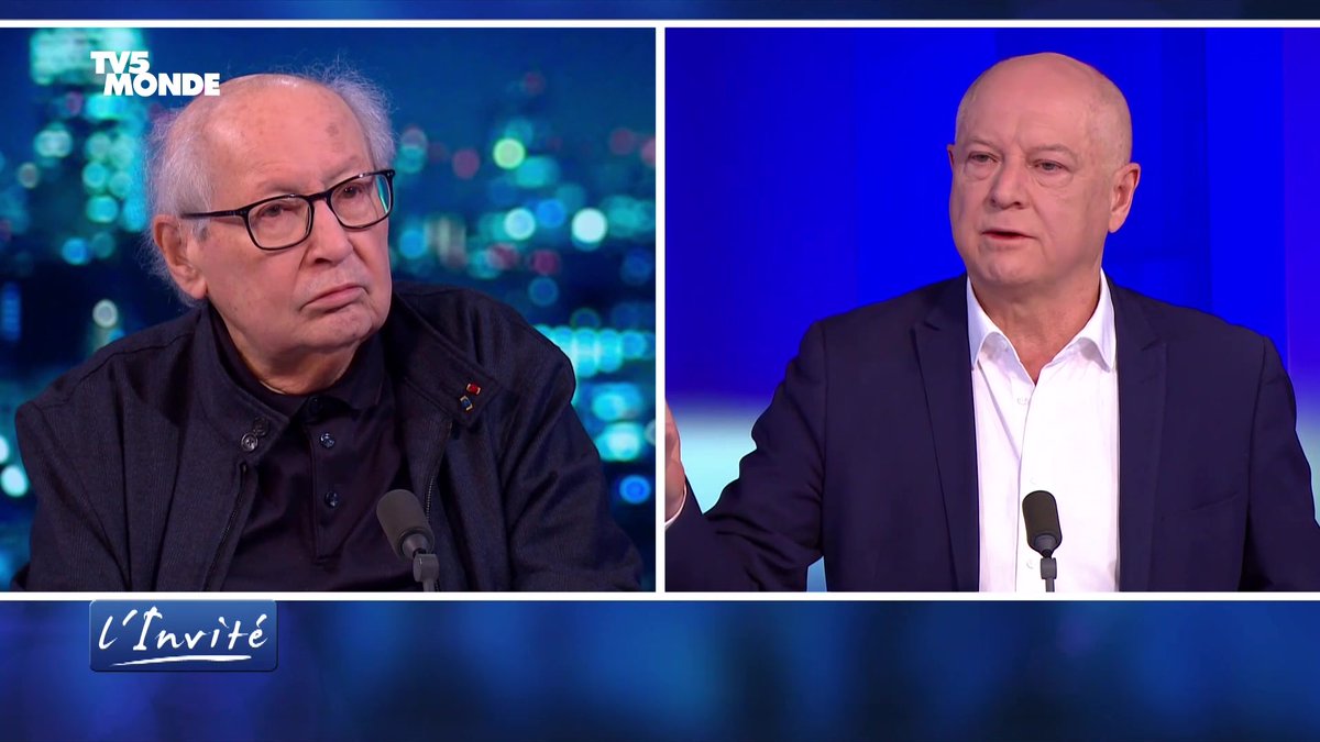 "Entre #Mélenchon et #LePen, je confirme que je voterai pour le parti qui soutient les juifs, je voterai Marine Le Pen" #SergeKlarsfeld sur @Tv5monde pour le 80e anniversaire de la libération d'Auschwitz #Macron #LFI #RN #Klarsfeld Rassemblement National Marine Le Pen #Juifs