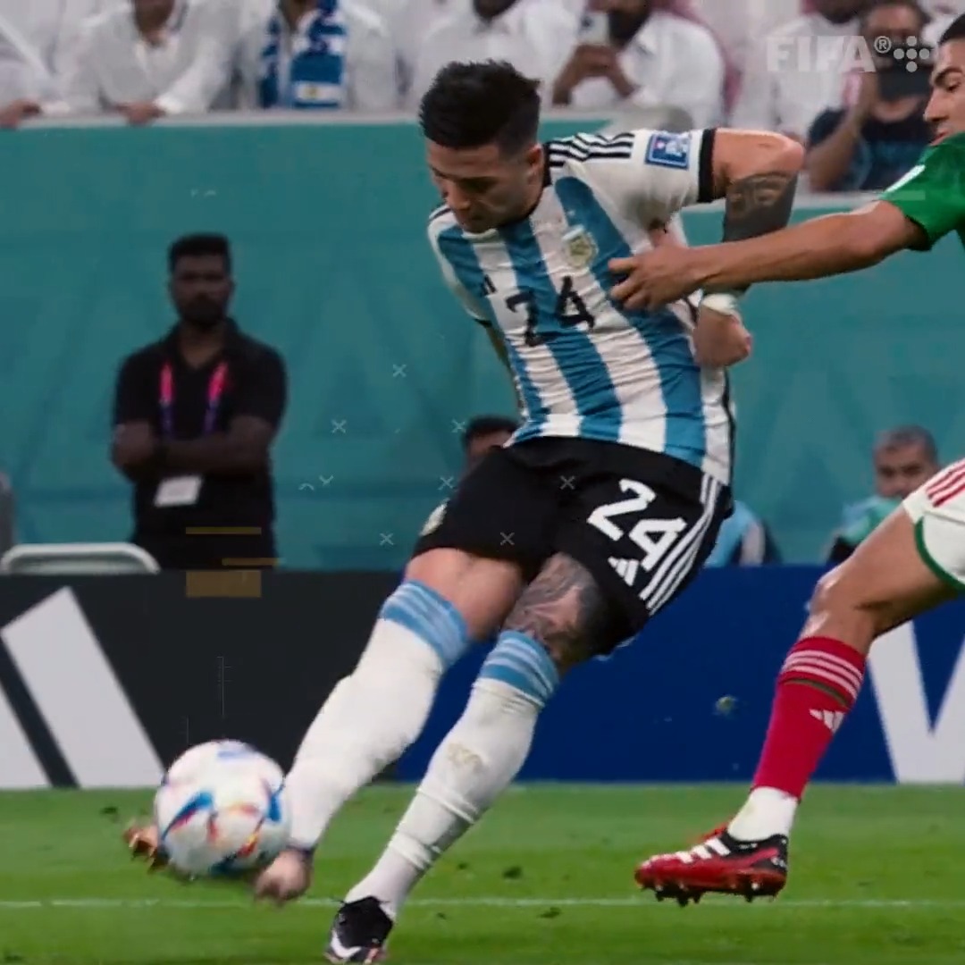 Les va a doler el orto toda la vida sabiendo que Enzo Fernández, un pibe de River, entró contra México y le dijo a Paredes "mira nene, así se juega a la pelota" y lo sacó de la selección para siempre.