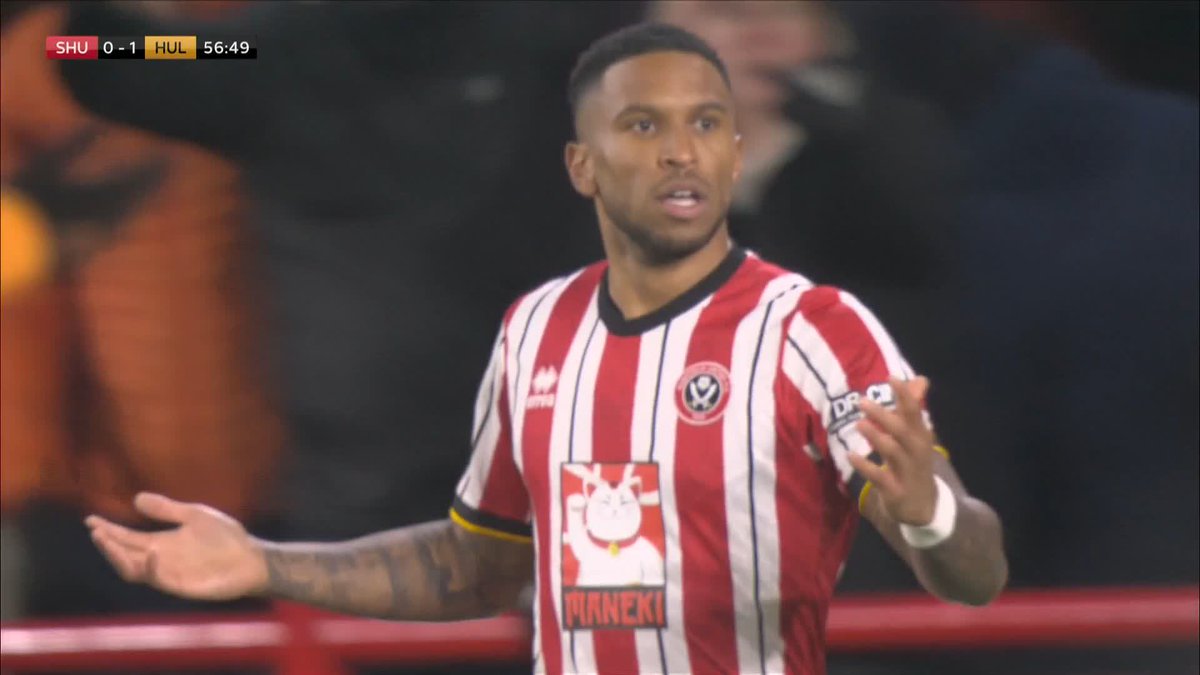 Sheffield United have the ball in the back of the net but it's ruled out for offside ❌
