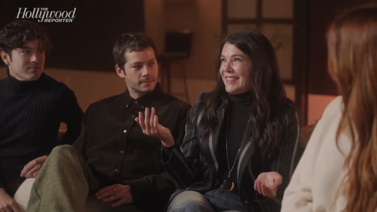 #Twinless star Lauren Graham talks about the first time she thought she'd been recognized in a shoe store during her interview at THR's Studio in Park City