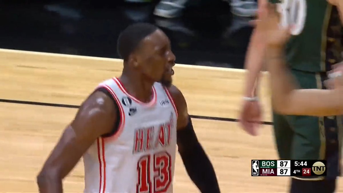2 years ago today, Bam Adebayo had a 4th-quarter surge to defeat the Celtics 30 PTS 15 REB 2 STL Game-Winning Bucket This is my captain I used to remember…