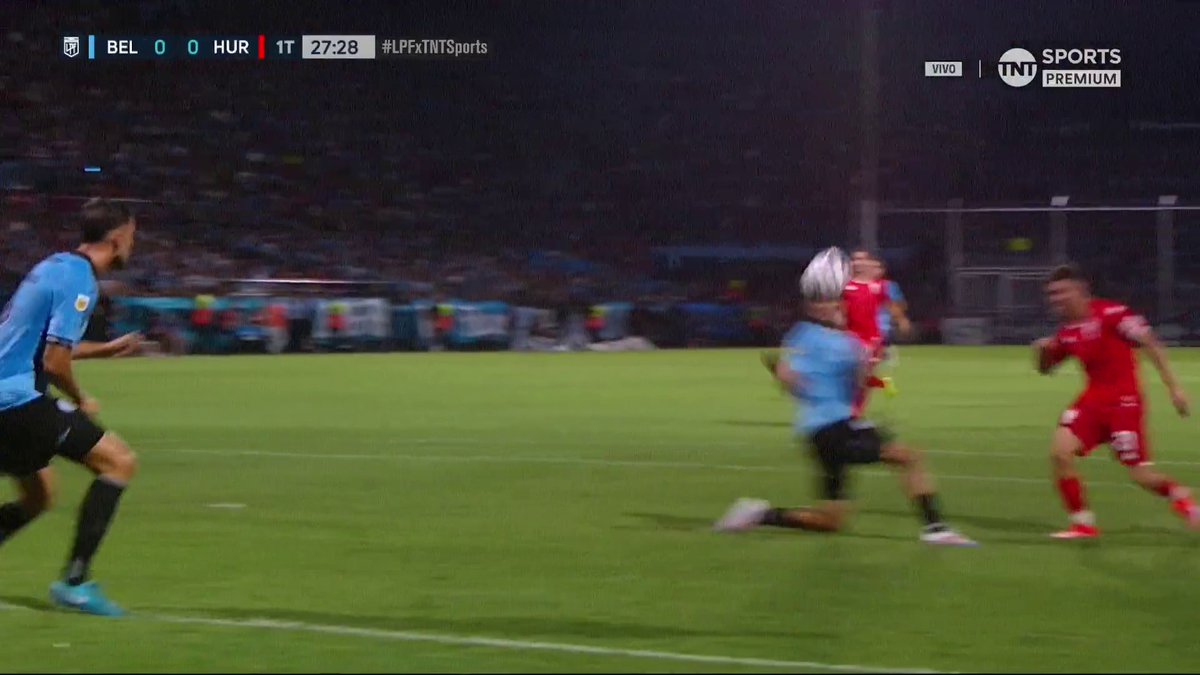 TODO HURACÁN RECLAMÓ PENAL POR MANO DE VELAZQUEZ. ¿Qué opinan?