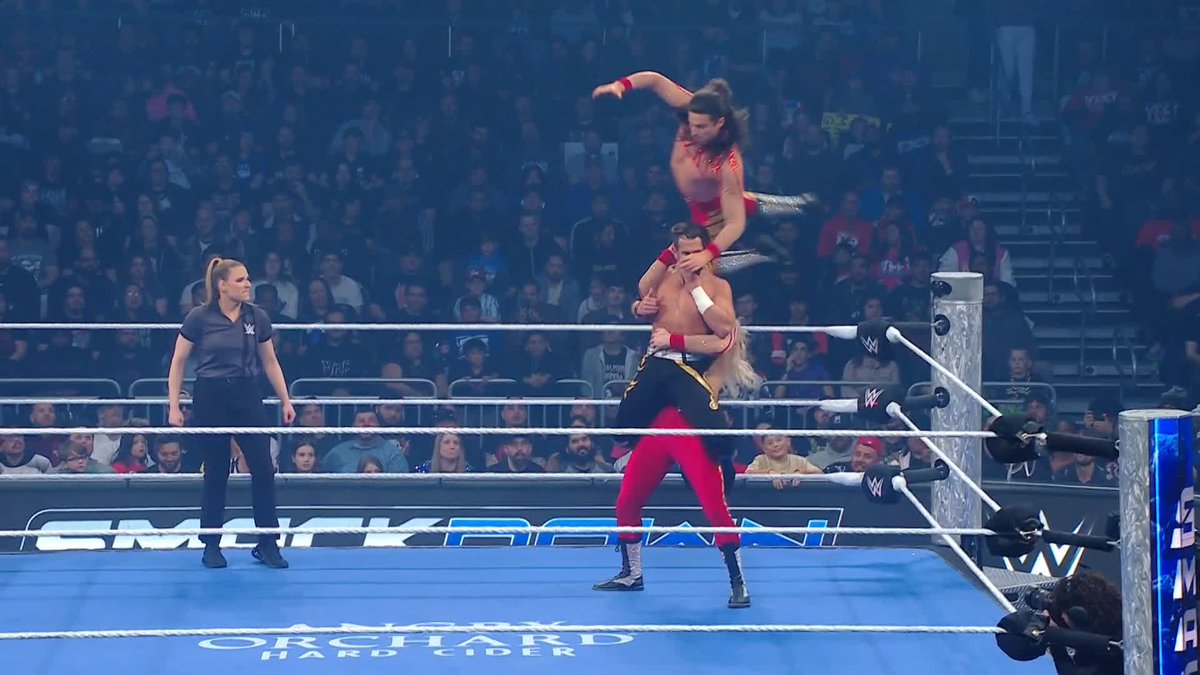 That was INSANE! We haven't seen this side of Pretty Deadly before 😳 #SmackDown