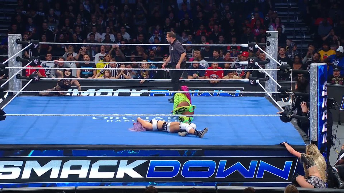 HERE COMES MAMI! 😈 RheaRipley_WWE was not messing around! #SmackDown