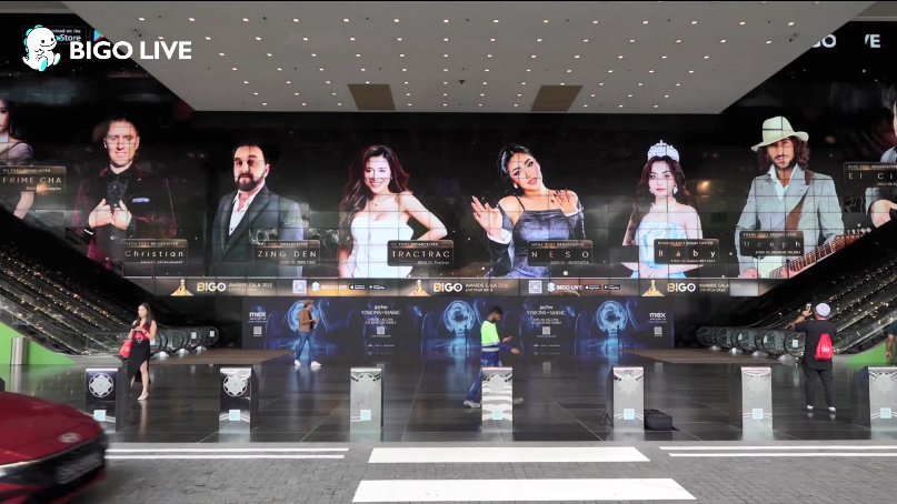 BIGO is taking over Singapore! 🎉Have you found any of BIGO billboards? Bigo Awards GALA2025, we celebrate the moment of glory and party with broadcasters from all over the world All Night!✨ Download BIGO app and come to watch more exciting highlights!🥂 #bigoliveapp #bigolive #bigoawardsgala2025 #bigobillboards #bigo2025 #bigohost #bigofam