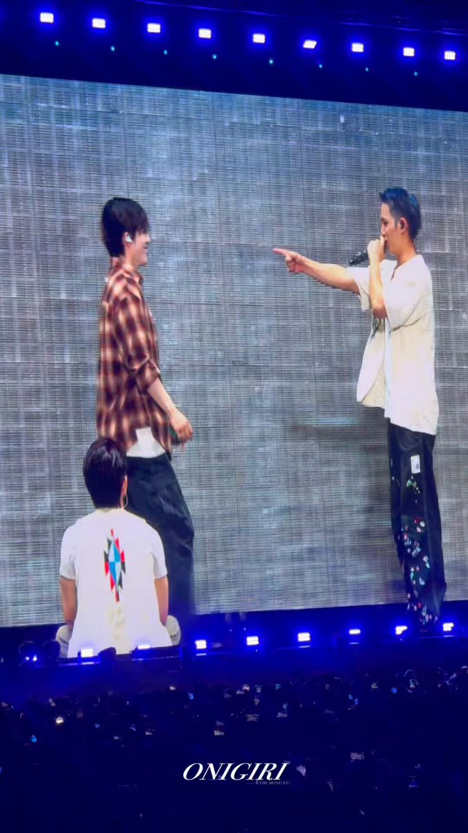 250125 SVT RIGHT HERE IN SINGAPORE 🤣 #민규 #mingyu #ミンギュ #에스쿱스 #scoups #seventeen #세븐틴