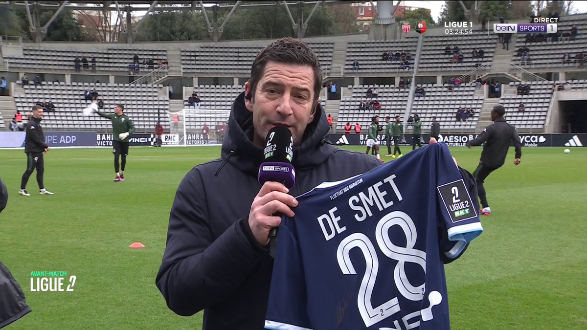 [🎁CONCOURS] ⚽️#beINLIGUE2 🔮 Donnez votre pronostic pour #PFCRED via #beINLIGUE2 👕 Le maillot de la recrue du Paris FC Thibault de Smet est à gagner ! 👉 Follow beIN SPORTS pour jouer