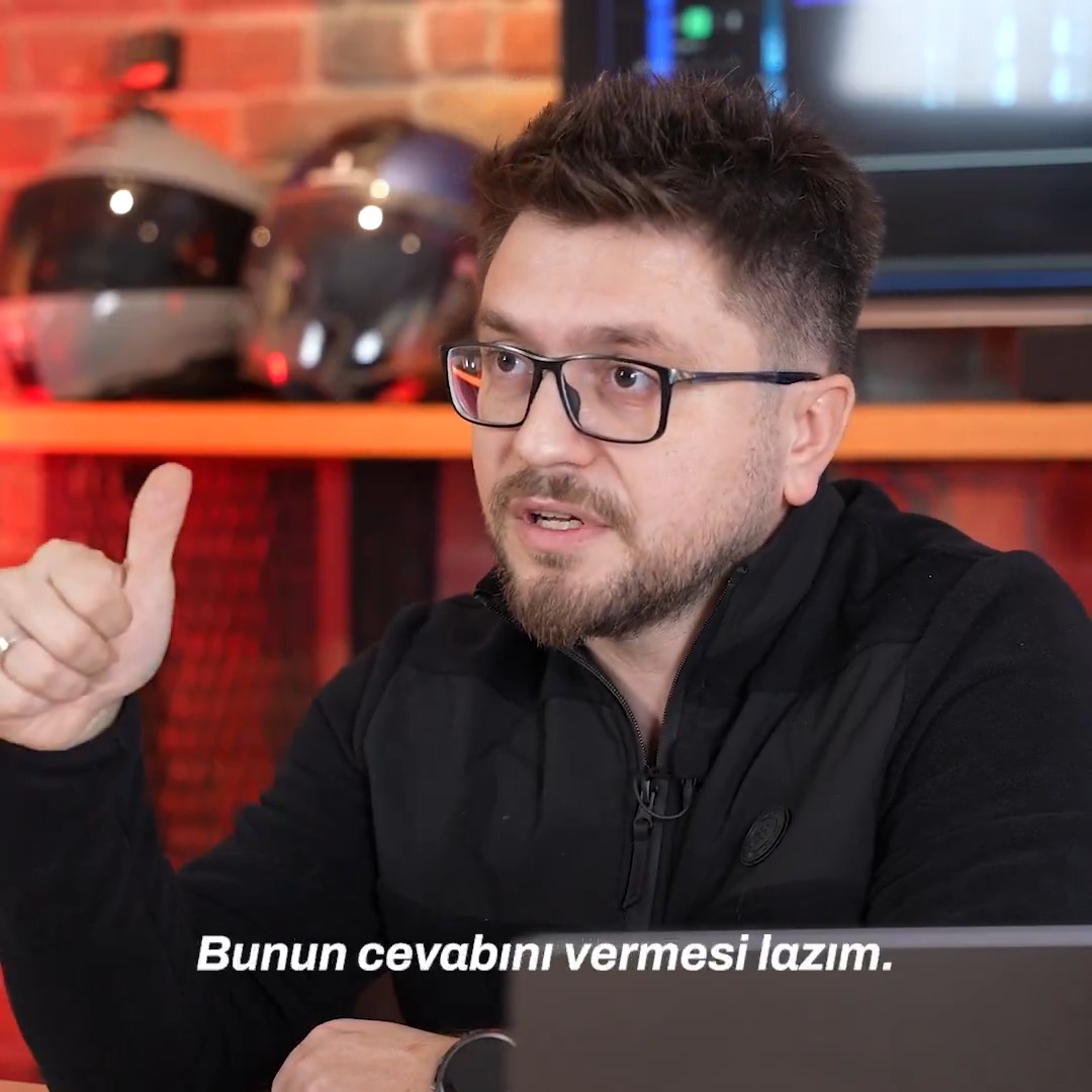 Vicdanı olmayan şey kanun olur mu? O devlet yaşayabilir mi? İnsanı yaşat ki devlet yaşasın diyen bir akıldan, vicdanla devlet yönetilir mi diyen bir kafaya nasıl evrildik? YouTube'da yayında. İyi seyirler |