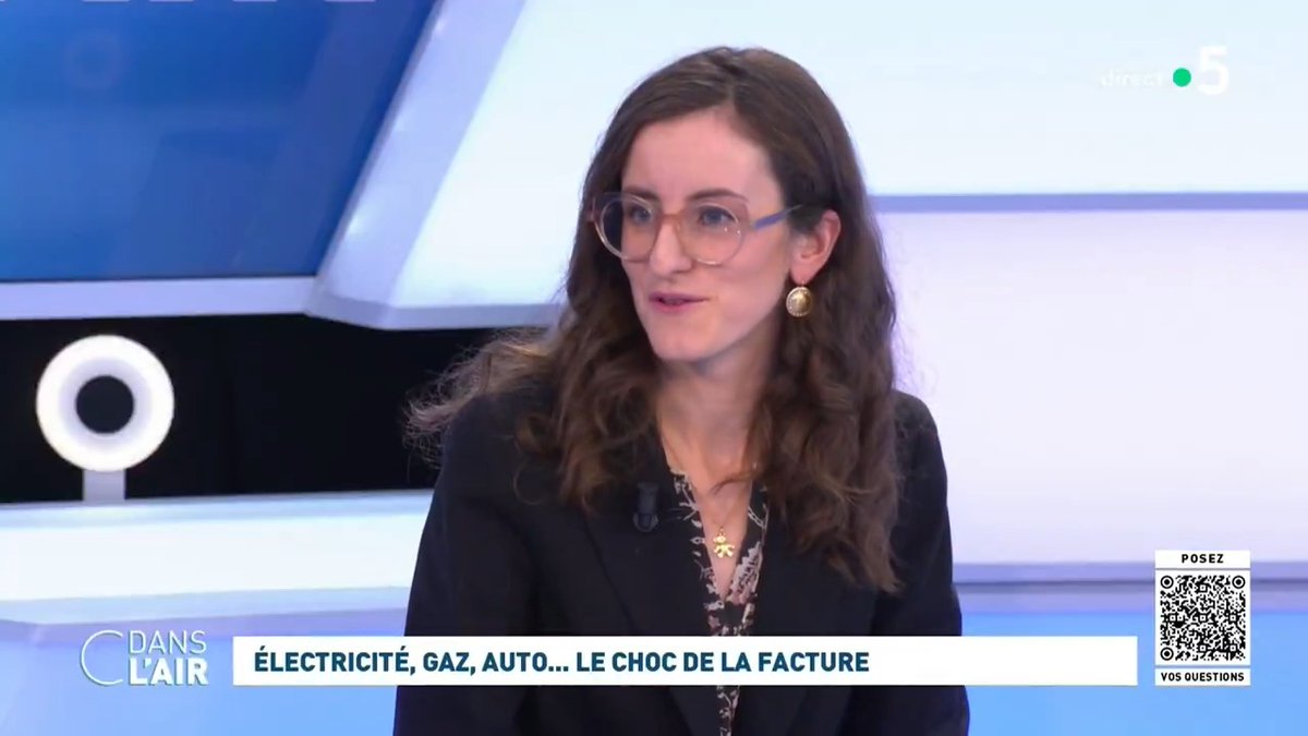 #Voitures électriques : "Il y a ce sentiment qu'on nous impose une contrainte. Les gens évoquent la charge mentale de la recharge, le surcoût à l'achat, et l'incertitude sur les aides, puisque le gvt a fait des allers-retours sur les aides aux véhicules électriques." Sharon Wajsbrot