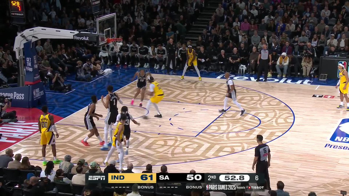 ABSURD DIME BY TYRESE HALIBURTON 😮‍💨