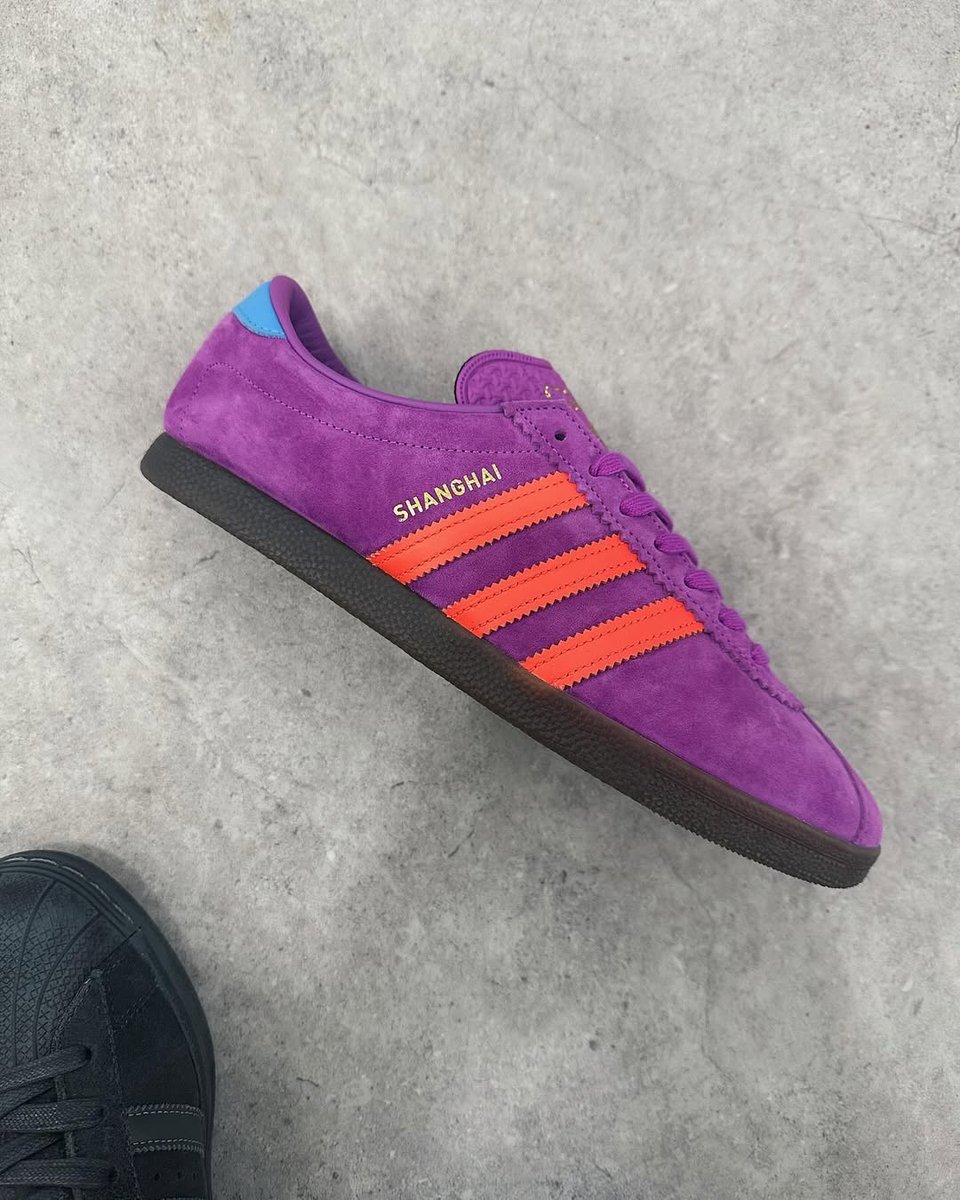 A detailed look at our upcoming #adidasOriginals 'Anniversary City Series' Shanghai - #sizeexclusive. We're curious, is anyone getting the camping chairs out for this one? If so, tag the size? store in the comments you'll be heading to for launch 🇨🇳