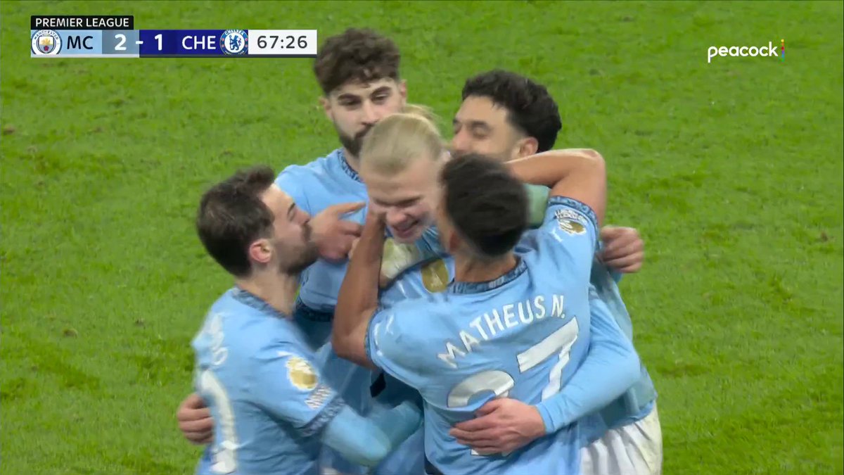 ERLING HAALAND LIFTS IT OVER THE KEEPER TO PUT MAN CITY IN FRONT. 💥 📺 Peacock | #MCICHE