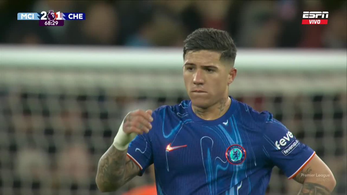 JAJAJA LA CARA DE ENZO. 😅