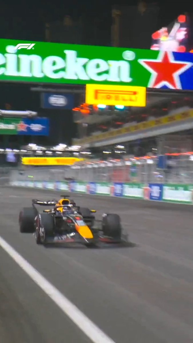 The speed. The timing. Perfection 😮💨🎥 #F1