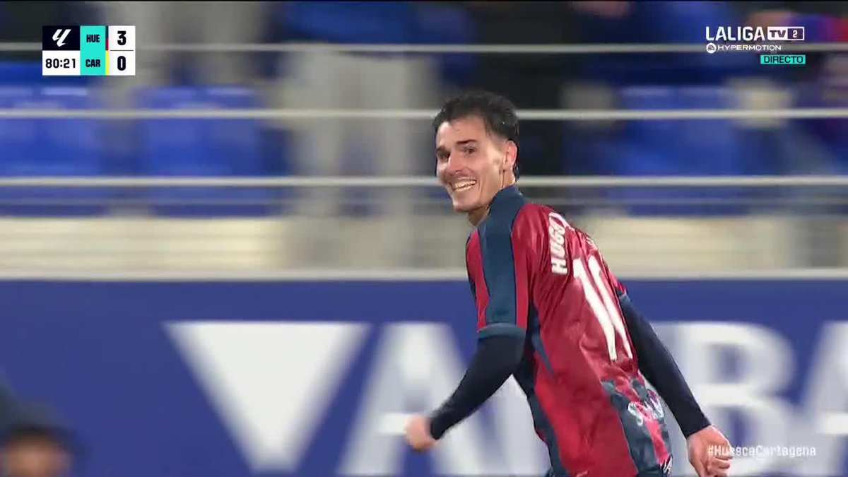Hugo Vallejo se suma a la fiesta La SD Huesca hunde aún más al Cartagena #LALIGAHYPERMOTION