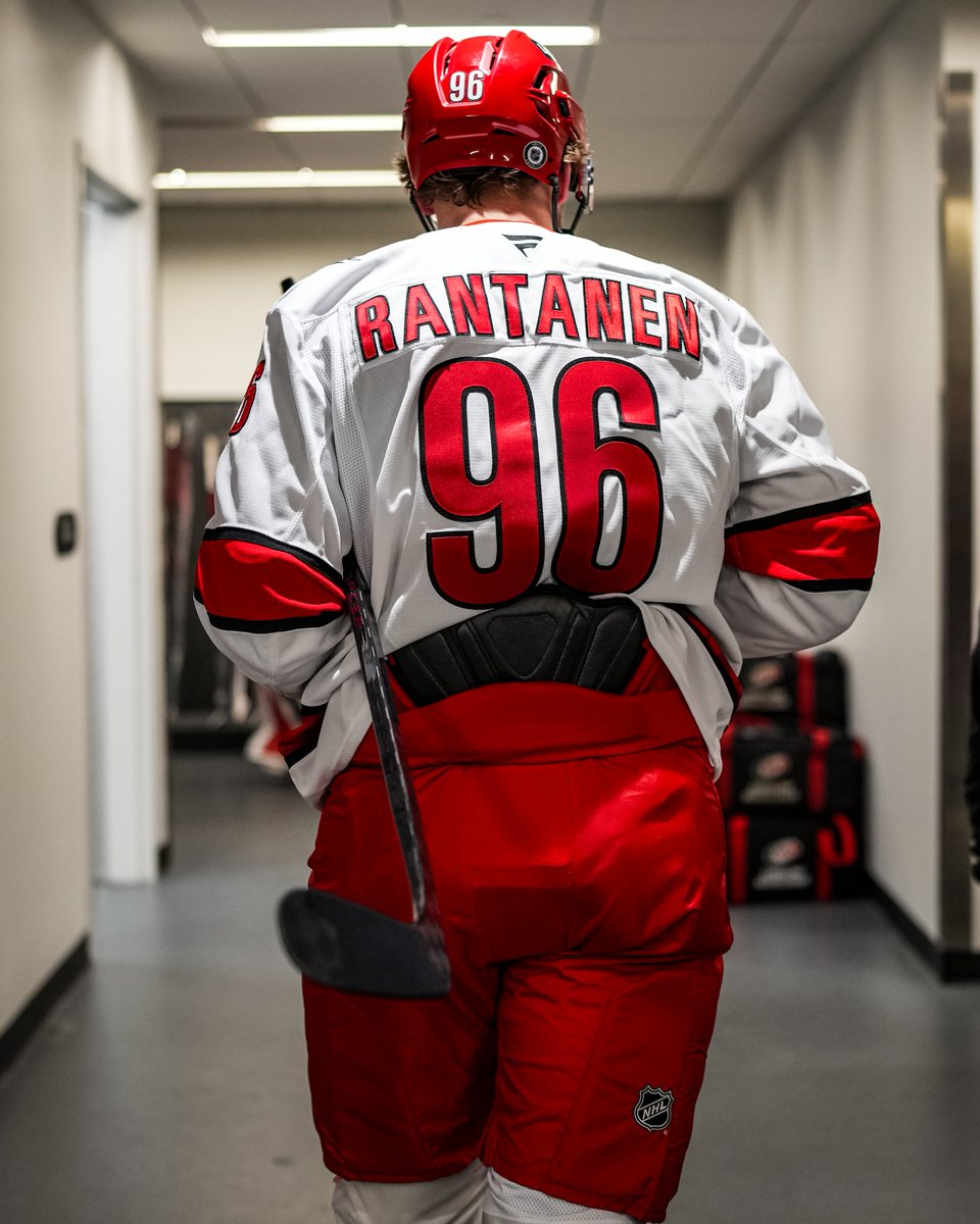 Mikko Rantanen, Carolina Hurricane