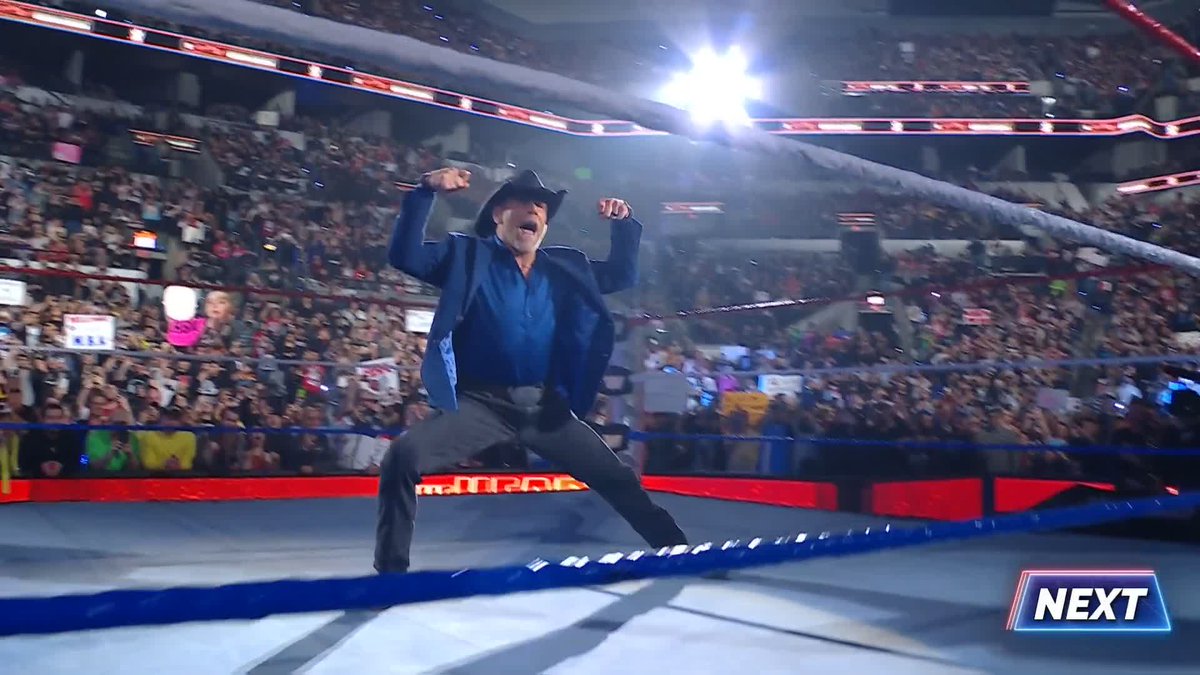 🗣️ SEXY BOYYYYY San Antonio's own and WWE Hall of Famer Shawn Michaels has arrived!! #SNME