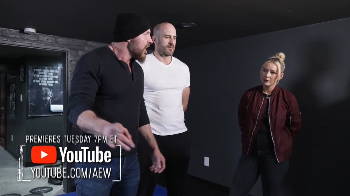 HOLY SHIT, JON MOXLEY & THE ENTIRE DEATHRIDERS WILL BE GUESTS ON AEW CLOSEUP NEXT WEEK. Mox and Claudio chatting with Renee Paquette. This should be interesting. 👀