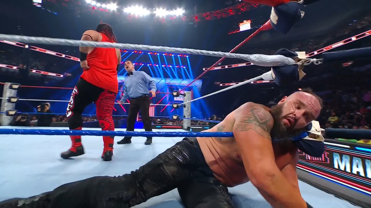 NOT THE REF! 😱 Jacob Fatu has lost it! #SNME