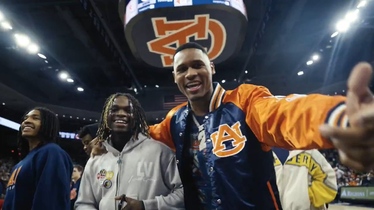 Introducing the new guys to The Jungle 🔥 Auburn Basketball | #WarEagle🦅