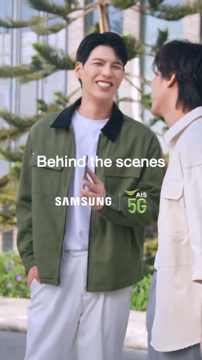 คัลแลน พี่จอง กับ AI ผู้ช่วยส่วนตัวคนใหม่ Samsung Galaxy S25 Series จะมีอะไรพิเศษมาบอกนะ แต่ที่แน่ๆ ซื้อ Samsung Galaxy S25 Series ต้องที่ AIS เท่านั้น! คลิกเลย #AIS5G #AISxSamsung #Samsung #SamsungGalaxy #GalaxyS25 #GalaxyS25Series #คัลแลนพี่จอง