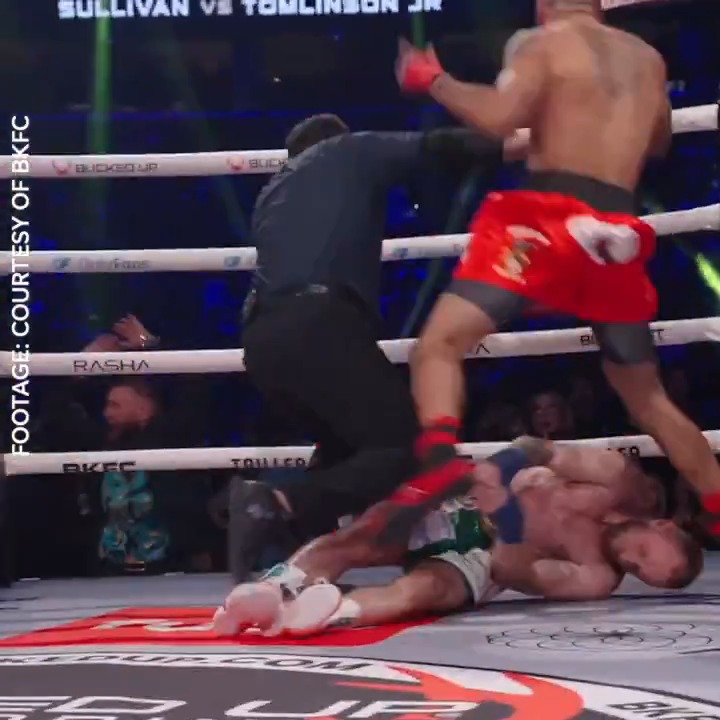 Knockouts don't get more violent than what Kaine Tomlinson Jr. dished out at #KM5 😳 🎥 Bare Knuckle FC