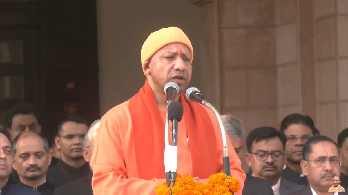 दुनिया का सबसे बड़ा लोकतंत्र होने का सौभाग्य हमारे देश को है...